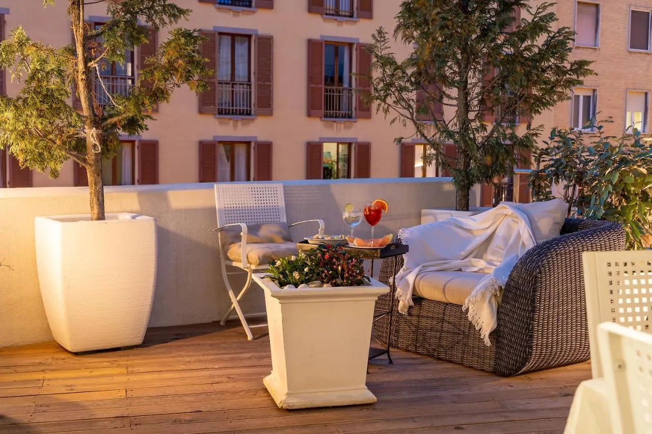 קליארי La Terrazza Sul Corso - Premium Apartment 0*,